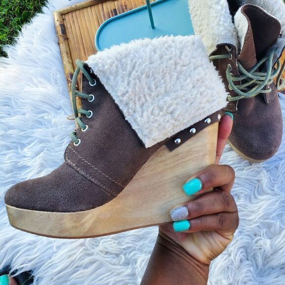 Naughty Monkey Taupe Suede Round Toe  Leather Fleece Foldover Wedge Heel Boots - Picture 9 of 12